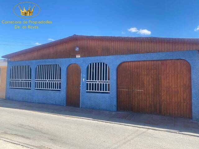 #858 - Casa para Venta en Calama - II