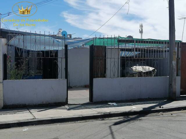 #910 - Casa para Venta en Calama - II