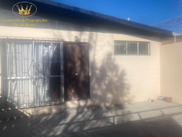 #957 - Casa para Venta en Calama - II