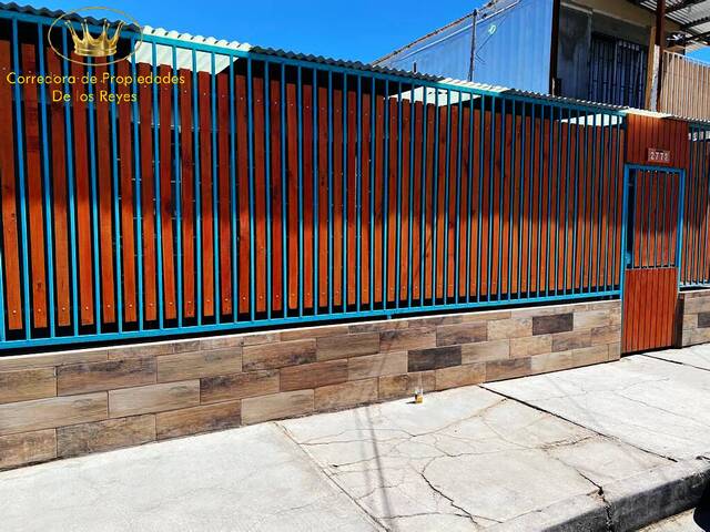 #1010 - Casa para Venta en Calama - II