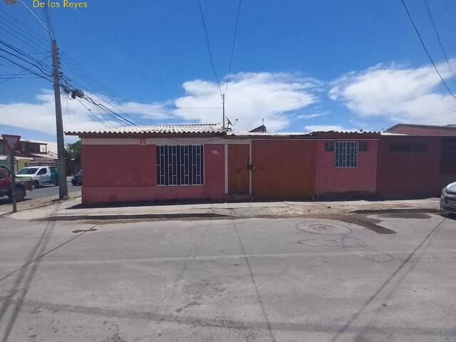 #900 - Casa para Venta en Calama - II