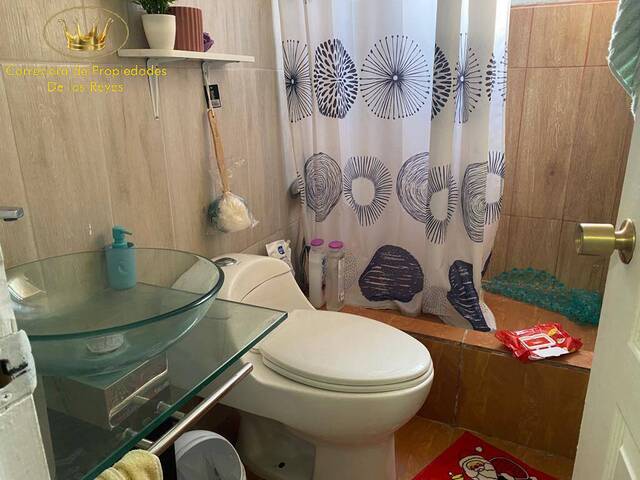 #1060 - Casa para Venta en Calama - II