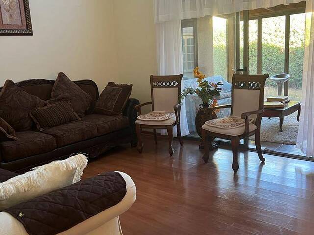 #1079 - Casa para Venta en Calama - II