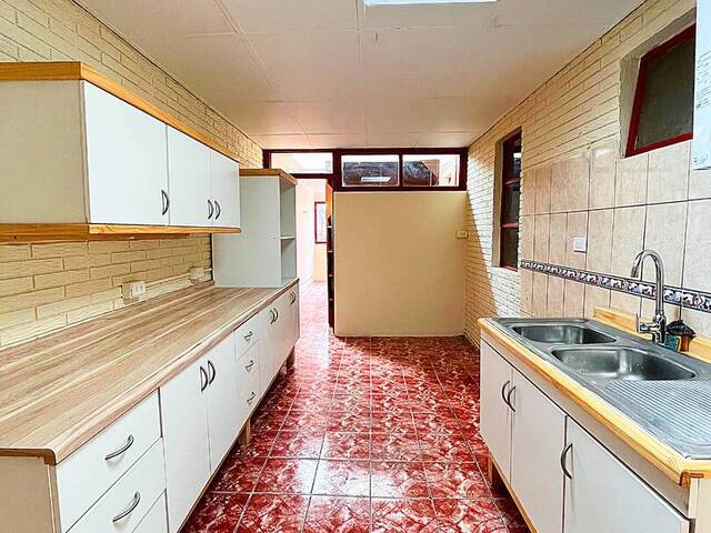 #1090 - Casa para Venta en Calama - II