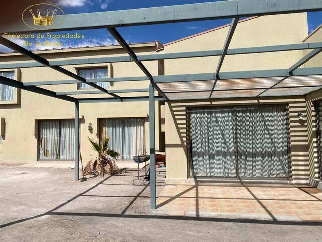 #1140 - Casa para Venta en Calama - II