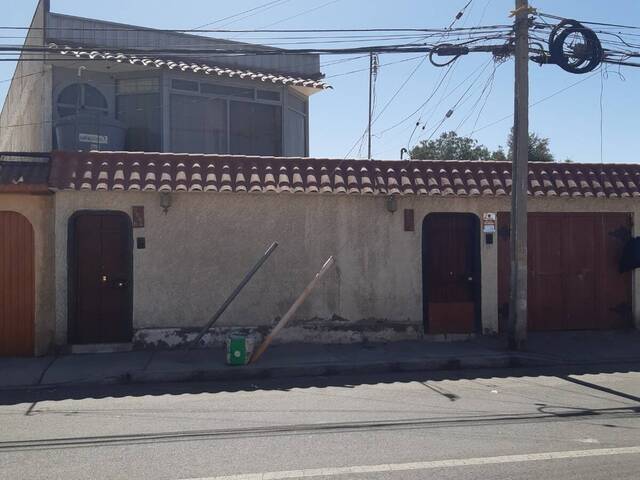 #1189 - Casa para Venta en Calama - II