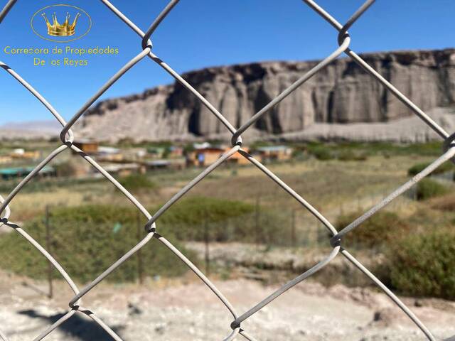#1236 - Casa para Venta en Calama - II