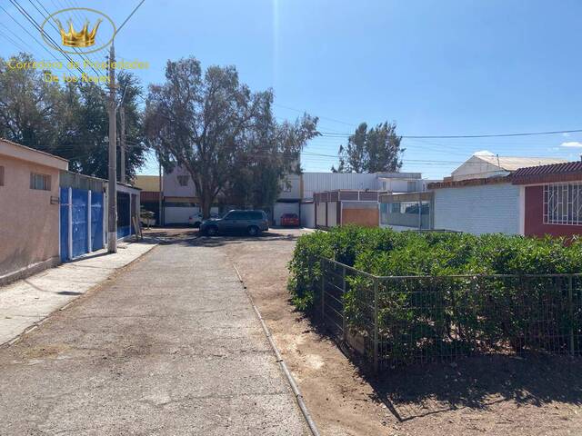#1294 - Casa para Venta en Calama - II