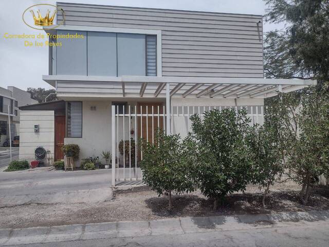 #1472 - Casa para Venta en Calama - II