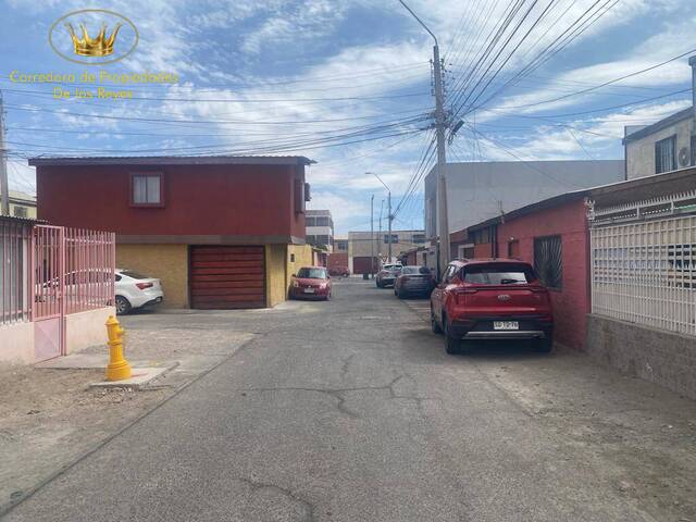 #1572 - Casa para Arriendo en Calama - II