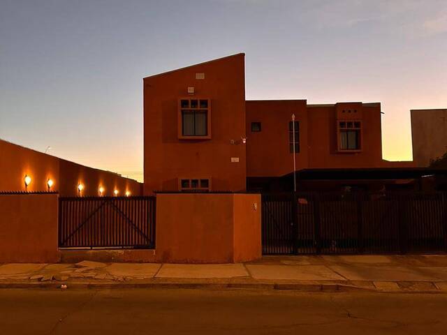 #1618 - Casa para Venta en Calama - II