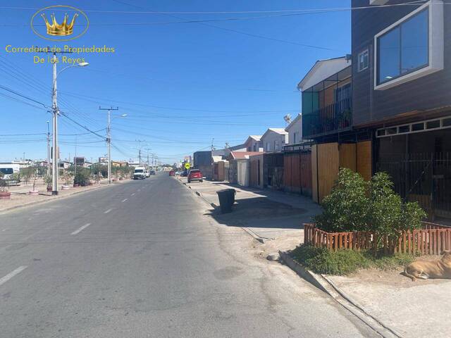 #1635 - Casa para Venta en Calama - II