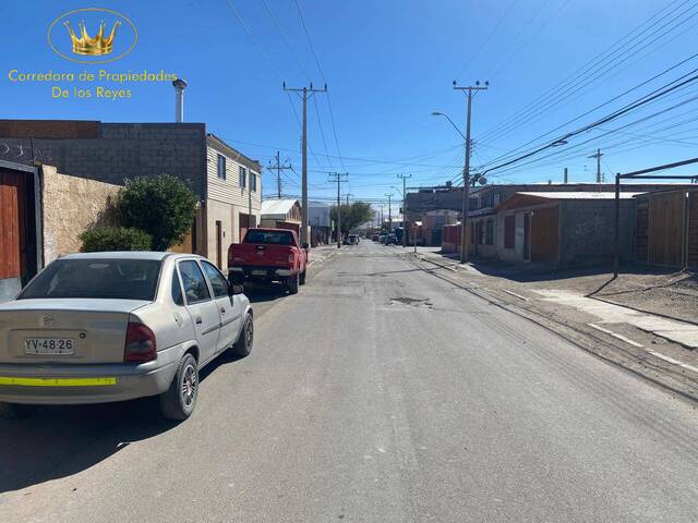 #1930 - Casa para Venta en Calama - II - 2