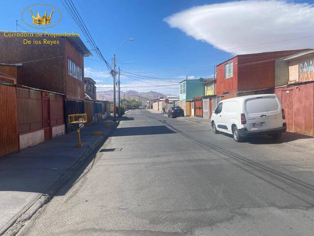 #1957 - Casa para Venta en Calama - II - 3