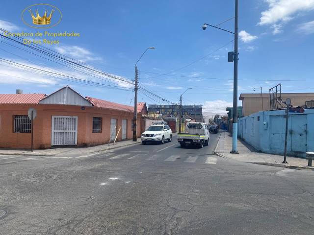 #1970 - Casa para Venta en Calama - II - 2
